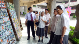 參觀校園暑期生活成果展