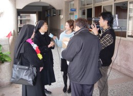 記者訪問施麗蘭校長